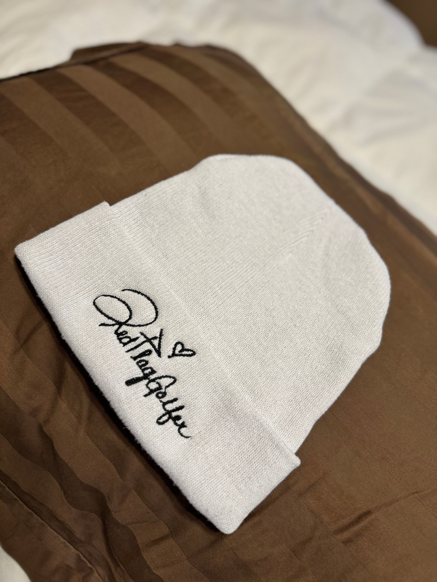 Red Flag Golfer Signature Beanie - White